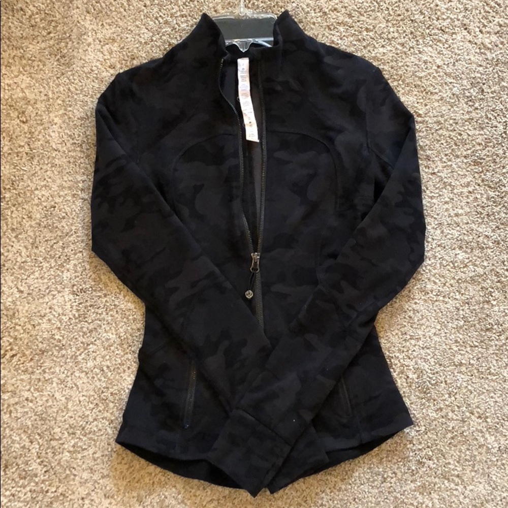 Lululemon forme II jacket - black camo